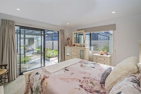 Photo of property in 1 Topping Place, Whitianga, 3510