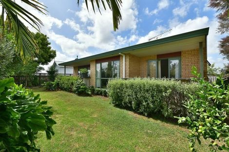 Photo of property in 1/214 Parkhurst Road, Parakai, 0830