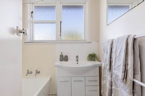 Photo of property in 2a Dickson Crescent, Hornby, Christchurch, 8042