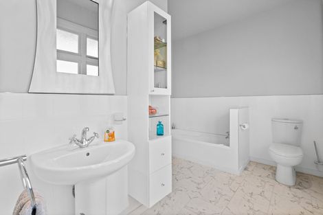 Photo of property in 43 Ardwick Street, Gore, 9710