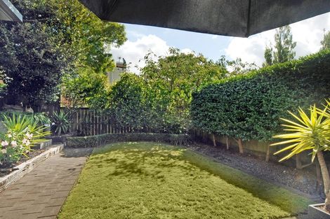 Photo of property in 8b Abbotts Way, Remuera, Auckland, 1050