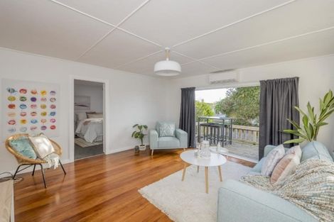 Photo of property in 22 Ngaio Street, Otaki Beach, Otaki, 5512