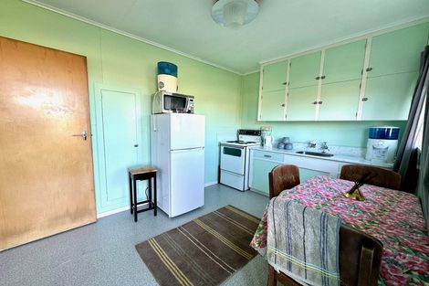 Photo of property in 14 Totara Street, Kaka Point, Balclutha, 9271