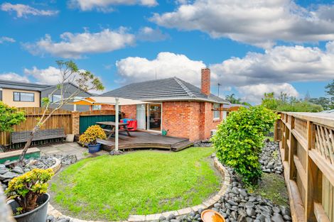 Photo of property in 3 Poto Street, Te Atatu South, Auckland, 0610