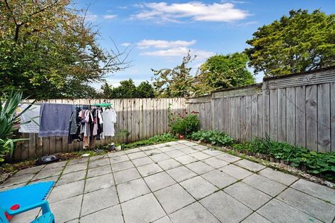 Photo of property in 6/45a Swanson Road, Henderson, Auckland, 0610