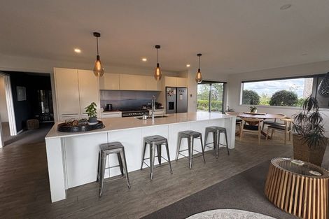 Photo of property in 8 Hikanui Drive, Havelock North, 4130