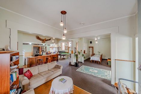 Photo of property in 71 Charlotte Street, Takapau, 4203