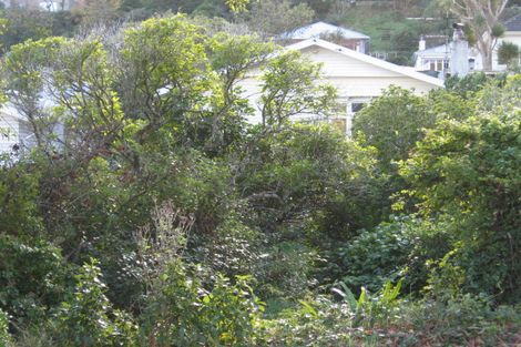 Photo of property in 23 Rona Street, Eastbourne, Lower Hutt, 5013