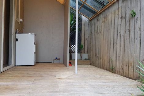 Photo of property in 14 Bruce Road, Glenfield, Auckland, 0629