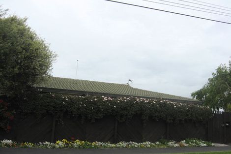 Photo of property in 2b Barclay Place, Burwood, Christchurch, 8061