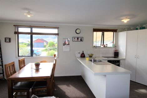 Photo of property in 21 Missy Crescent, Mount Pisa, Cromwell, 9383