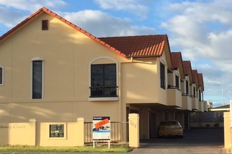 Photo of property in 4/364 Maunganui Road, Mount Maunganui, 3116