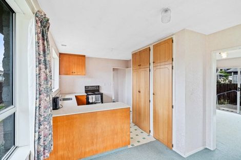 Photo of property in 2/4 Brixton Street, Islington, Christchurch, 8042