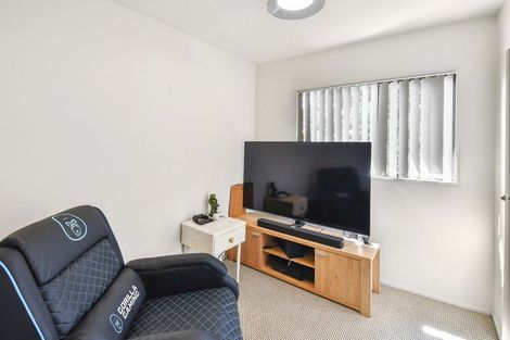 Photo of property in 5c Porchester Road, Papakura, 2110