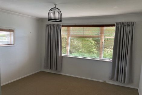 Photo of property in 12 Cambridge Road, Martinborough, 5711