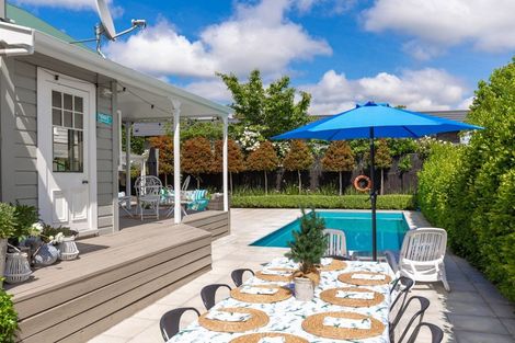 Photo of property in 16 Lee Street, Blenheim, 7201