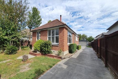 Photo of property in 17 Grosvenor Street, Redwood, Christchurch, 8051
