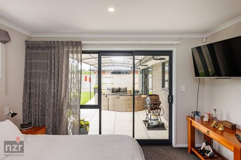 Photo of property in 33 Monarch Drive, Ashhurst, 4810