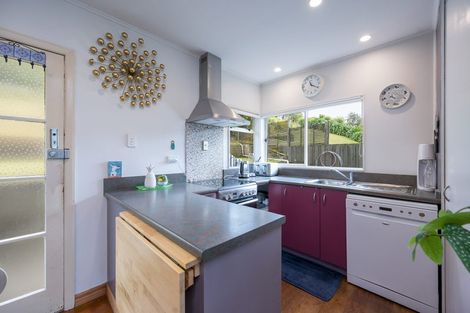 Photo of property in 18 Thompson Terrace, Toi Toi, Nelson, 7010