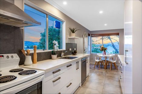 Photo of property in 184 Conclusion Street, Ascot Park, Porirua, 5024