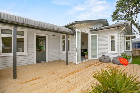 Photo of property in 407 Carrington Street, Upper Vogeltown, New Plymouth, 4310