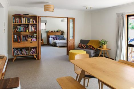 Photo of property in 2 Montgomery Terrace, Hokowhitu, Palmerston North, 4410