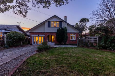 Photo of property in 24 Bedford Street, Saint Clair, Dunedin, 9012