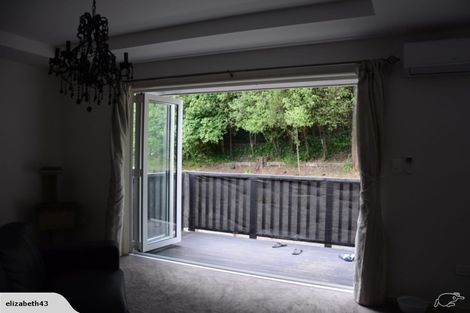 Photo of property in 303 Otumoetai Road, Otumoetai, Tauranga, 3110