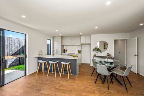 Photo of property in 4 Manaakitia Road, Karaka, 2124