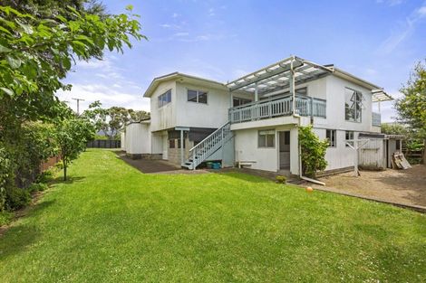 Photo of property in 3 Lorenzen Bay Road, Raglan, 3225