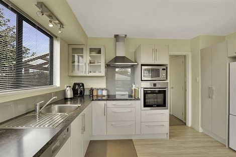 Photo of property in 10a Tamarisk Place, Parklands, Christchurch, 8083