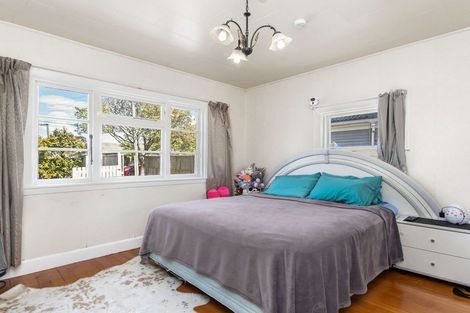 Photo of property in 44 Windermere Road, Papanui, Christchurch, 8053