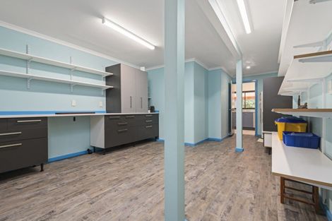 Photo of property in 195 Rowes Road, Hunterville, 4785