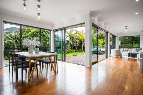 Photo of property in 35 Rock Isle Road, Torbay, Auckland, 0630