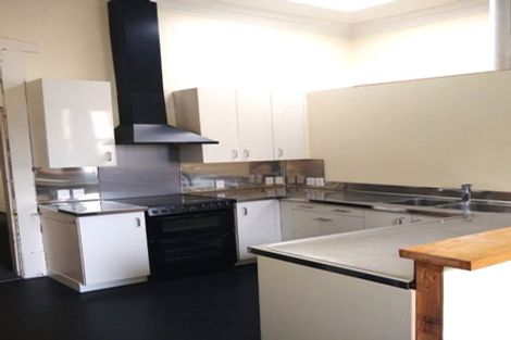 Photo of property in 8 Davis Street, Thorndon, Wellington, 6011