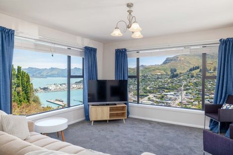 Photo of property in 10 Foster Terrace, Lyttelton, 8082