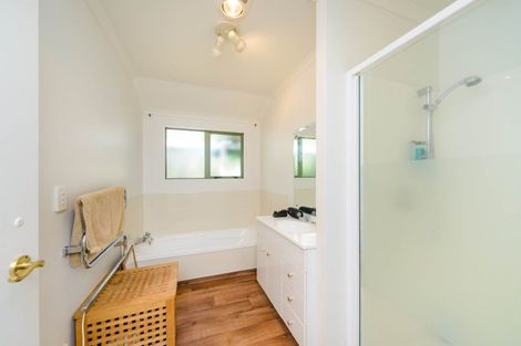 Photo of property in 1590 State Highway 3, Awahuri, Palmerston North, 4476