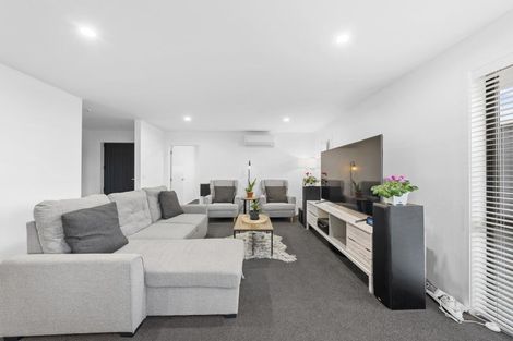 Photo of property in 11 Te Rata Boulevard, Karaka, 2124