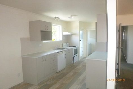 Photo of property in 7 Kemp Road, Massey, Auckland, 0614