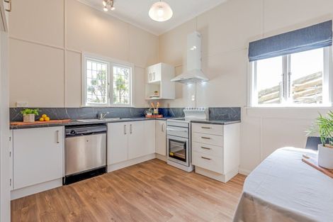 Photo of property in 85a Grey Street, Woodville, 4920