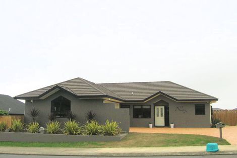 Photo of property in 73 Kentwood Drive, Woodridge, Wellington, 6037