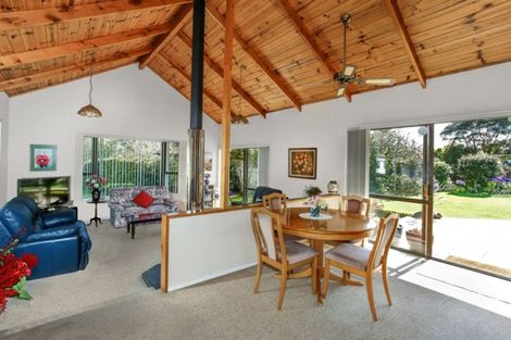 Photo of property in 68 Harrisville Road, Tuakau, 2121