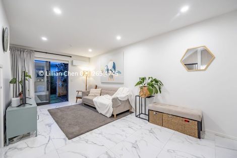 Photo of property in 6/24 Yeovil Road, Te Atatu Peninsula, Auckland, 0610