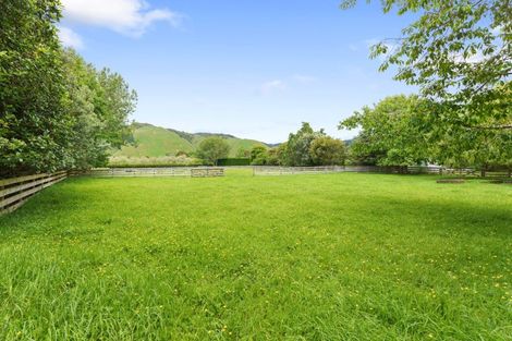 Photo of property in 99 Settlement Road, Te Horo, Otaki, 5582