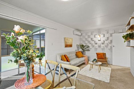 Photo of property in 12a Massey Street, Westown, New Plymouth, 4310