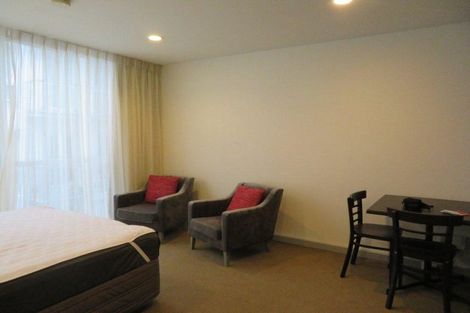 Photo of property in Terrace Heights Apartments, 2/163p The Terrace, Wellington Central, Wellington, 6011