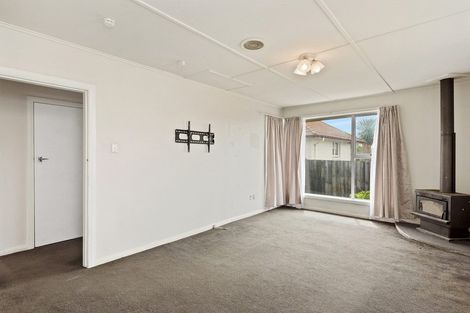 Photo of property in 5 Merrington Crescent, Aranui, Christchurch, 8061