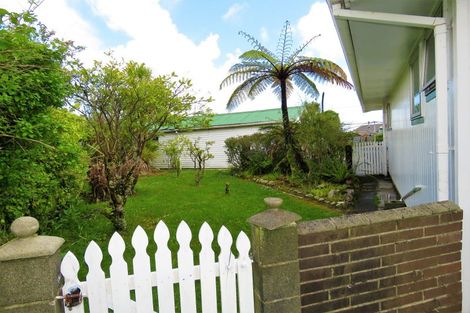 Photo of property in 2 Stewart Street, Waimangaroa, Westport, 7891