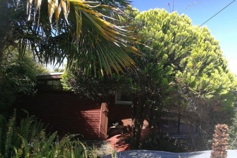 Photo of property in 12 Deuxberry Avenue, Northcote, Auckland, 0627