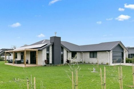 Photo of property in 17 Baxter Michael Crescent, Cambridge, 3434